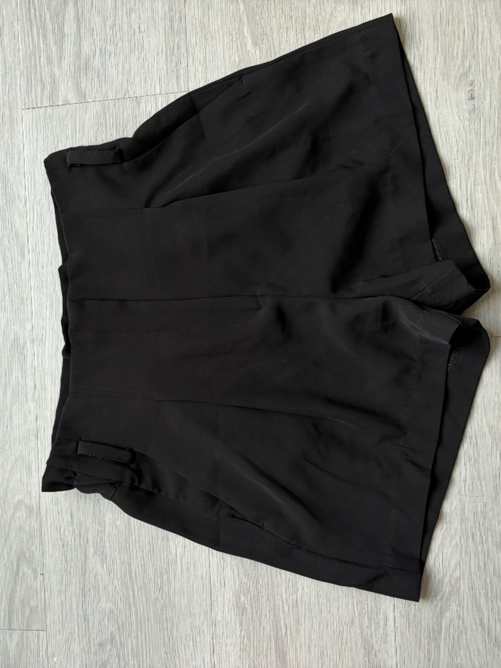 Black skort